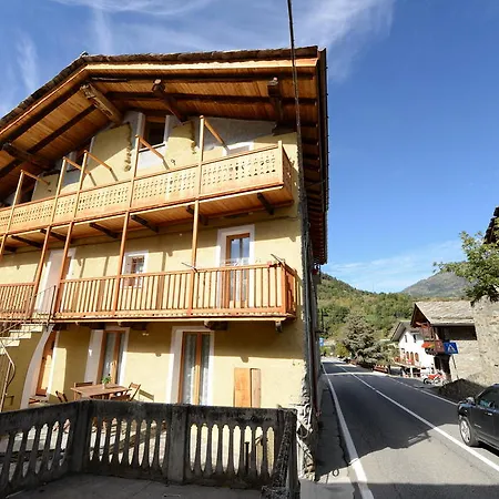 Vieilles Maisons D'introd