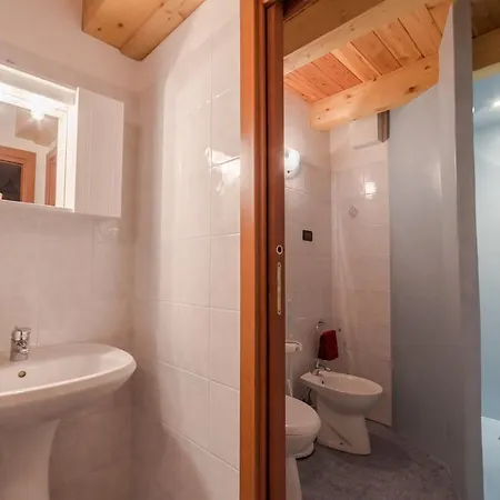 Vieilles Maisons D'introd Lägenhet