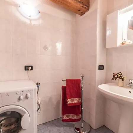 Lägenhet Vieilles Maisons D'introd Introd