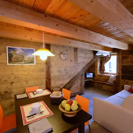 Vieilles Maisons D'introd Apartman *