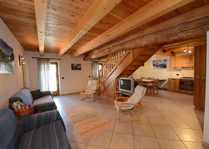 Vieilles Maisons D'introd