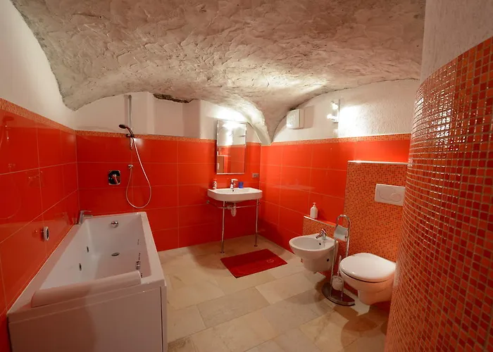 Vieilles Maisons D'introd Introd